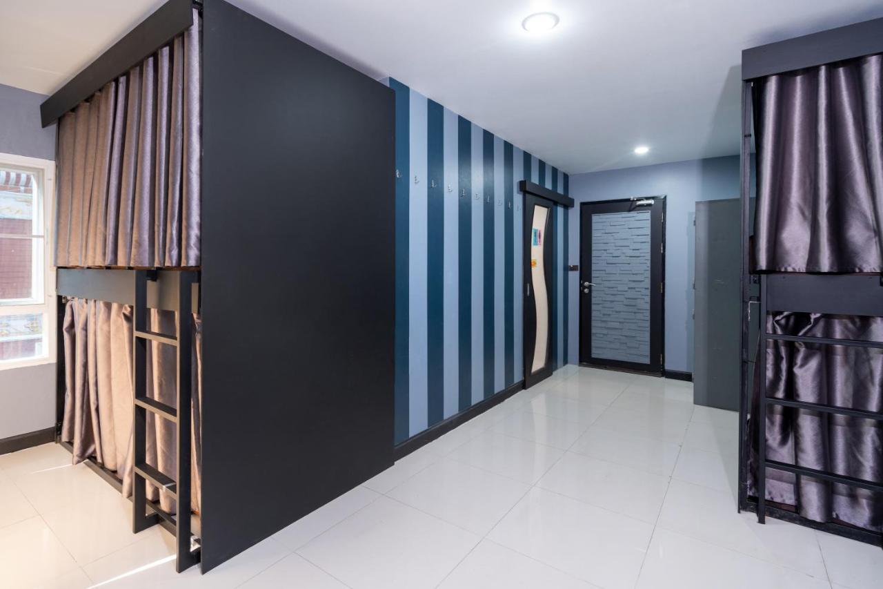 Black Pantera Hostel Patong Экстерьер фото