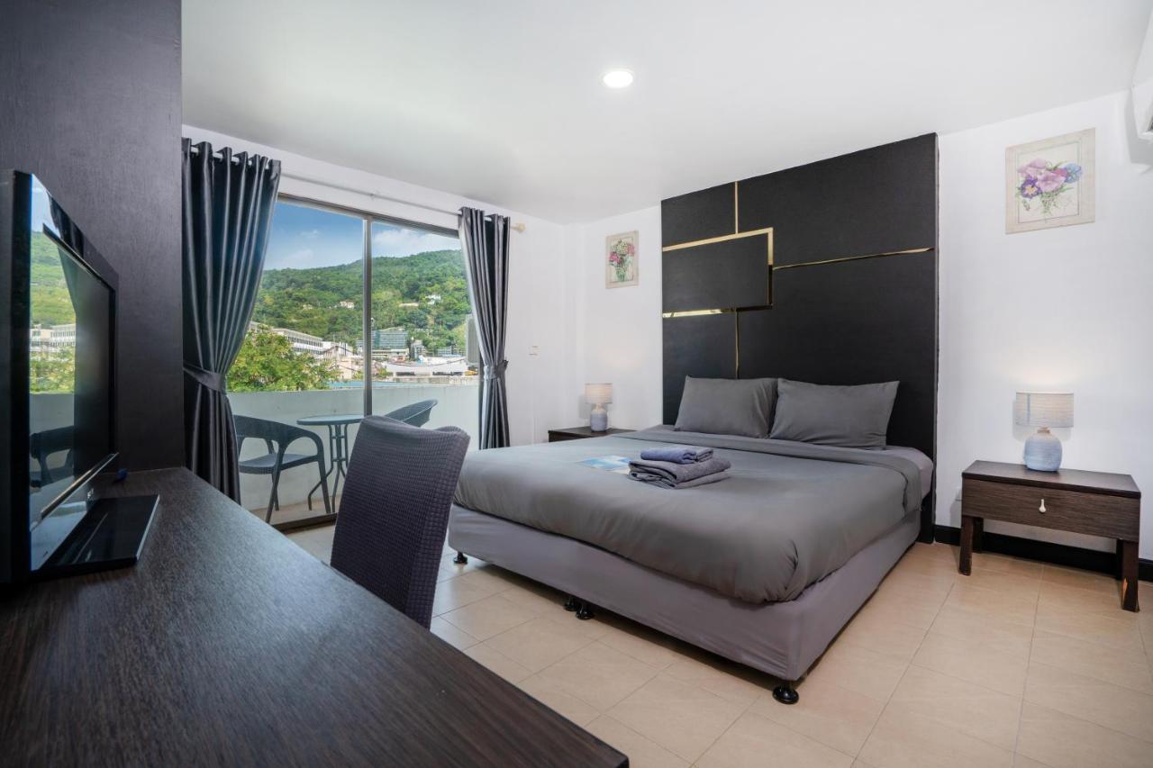 Black Pantera Hostel Patong Экстерьер фото