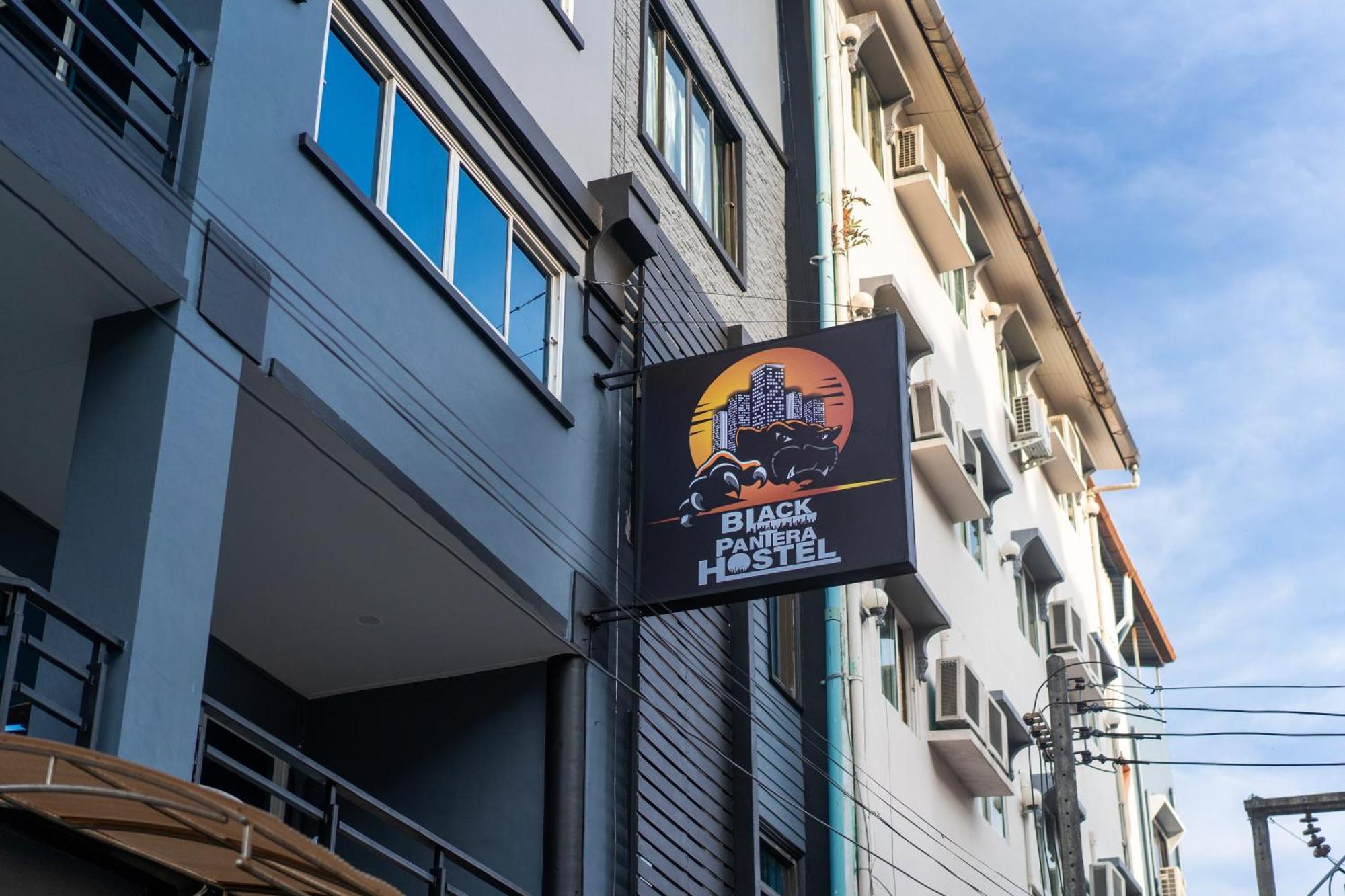Black Pantera Hostel Patong Экстерьер фото